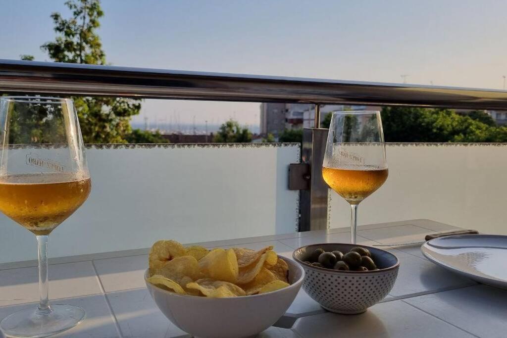Piso En El Centro Con Vistas Al Mar Y Balcon Apartment โรเซส ภายนอก รูปภาพ